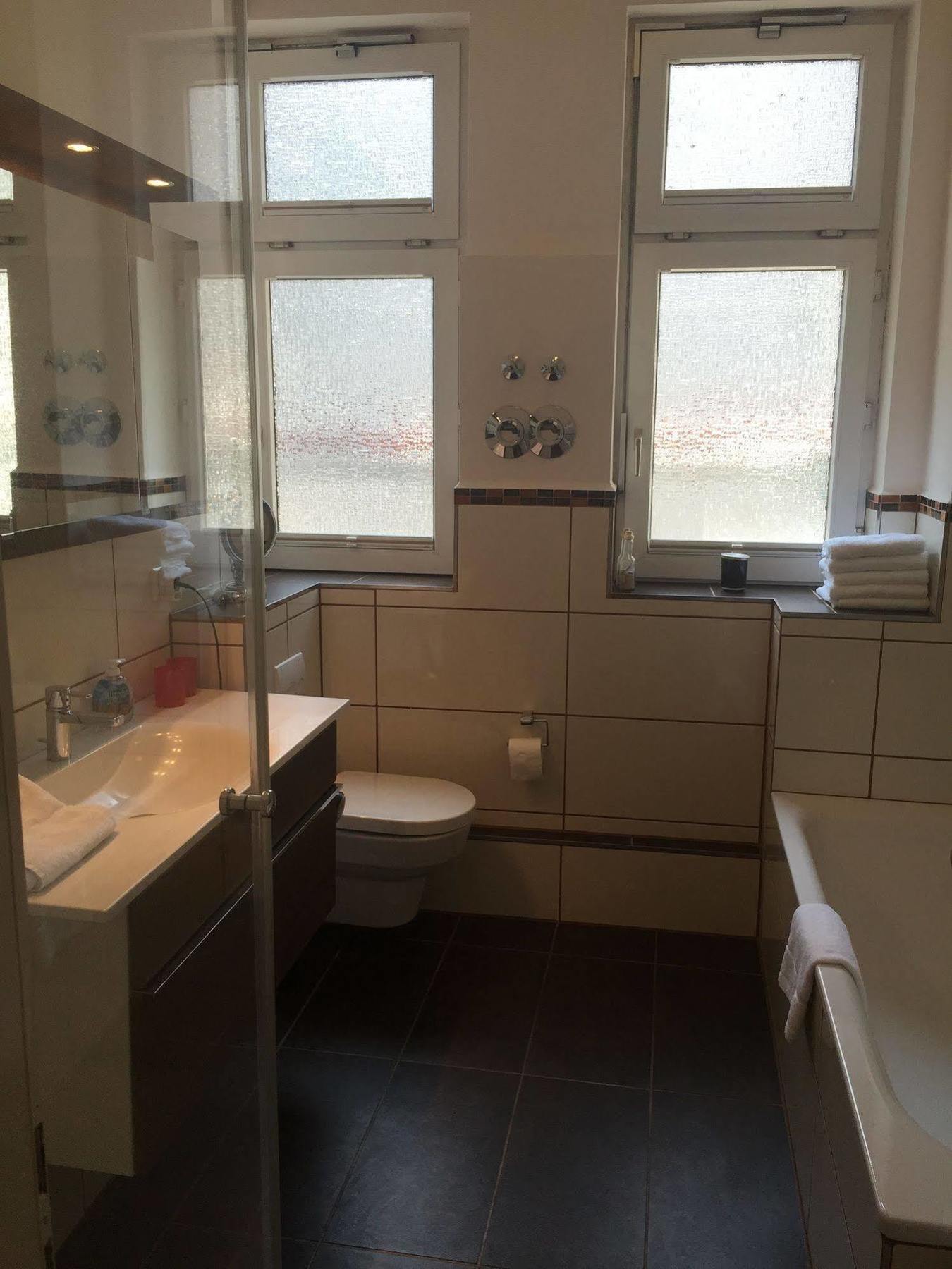 Stay! Hotel Boardinghouse ฮัมบูร์ก ภายนอก รูปภาพ